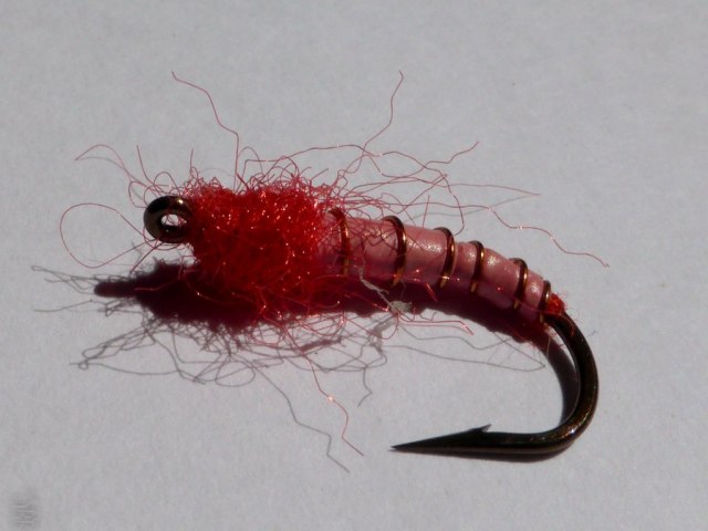 The standard weapon: a little pink nymph. This is the standard version - the deluxe pattern has a sparse hackle and gold bead.